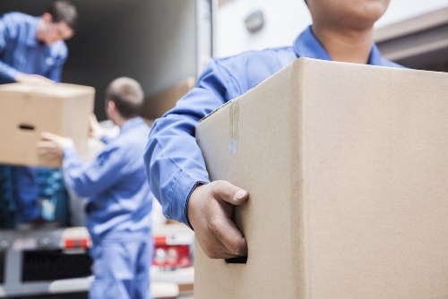 Moving boxes and storage solution for removals in Belvedere